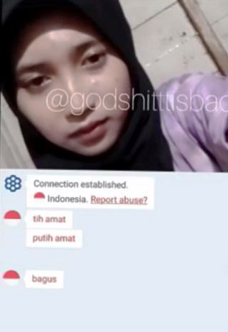 Minta Liat Memek Pink Basah Dede Jilbab di Ome TV